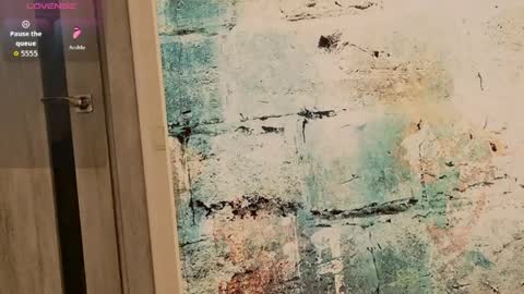 Aurora online show from April 2026 07:55:02 PM