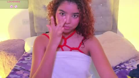 aurora_rodriguez online show from March 2025 05:29:02 AM