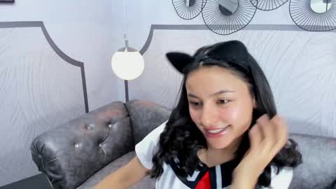 AuroraGracce online show from April 2026 01:58:02 PM