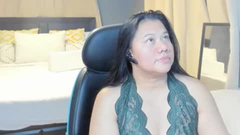 Snapshot of auroramaze88 chatting on June 2026 06:30:02 PM Auroramaze88 online show from June 2026 06:30:02 PM