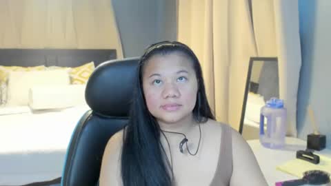 Snapshot of auroramaze88 chatting on June 2026 05:30:02 PM Auroramaze88 online show from June 2026 05:30:02 PM