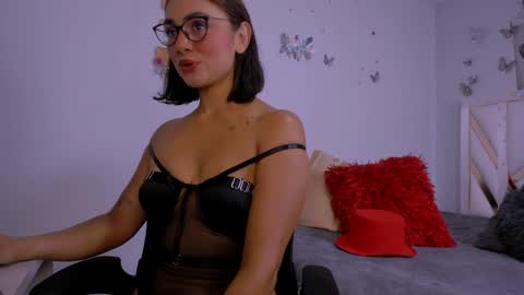 Aurora Ponce online show from January 2025 09:36:02 AM