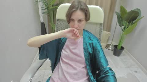 Aurora online show from April 2026 03:38:02 PM