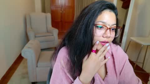 Snapshot of aurorasiera chatting on January 2025 01:10:01 AM Aurora online show from January 2025 01:10:01 AM