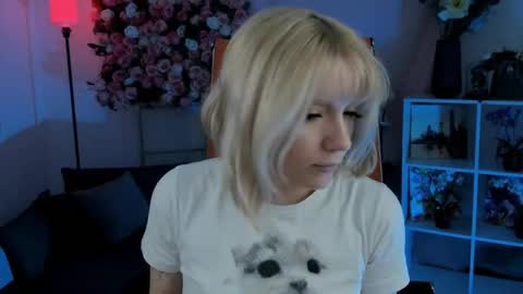 aurorawrenfield online show from February 2026 01:14:02 AM