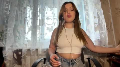 Elizabeth online show from February 2026 12:01:01 PM