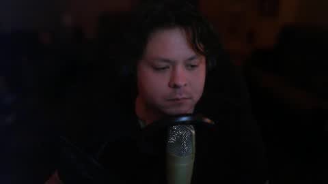 Snapshot of aussiechris2002 chatting on November 2025 01:35:02 PM aussiechris2002 online show from November 2025 01:35:02 PM