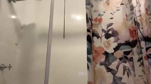 Milf4u online show from October 2025 08:21:01 AM