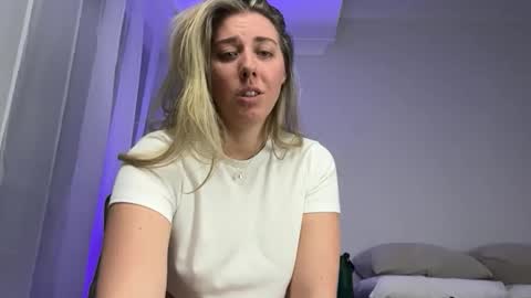 aussielulu online show from April 2026 08:51:01 AM