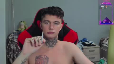 Snapshot of austen_milker chatting on December 2024 04:06:01 PM Austen online show from December 2024 04:06:01 PM