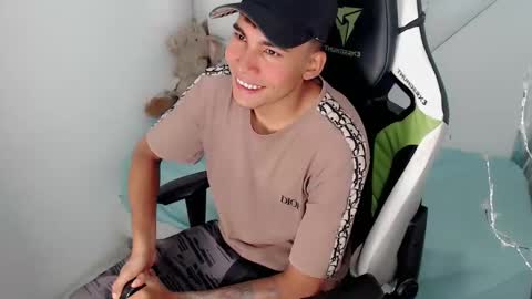 AUSTIN online show from November 2025 12:27:02 PM