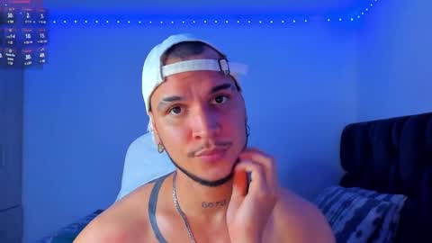 A online show from December 2024 01:42:01 AM