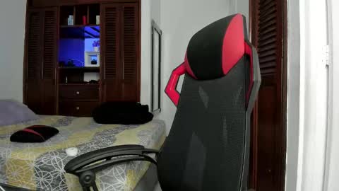 Austin online show from November 2025 12:05:02 PM