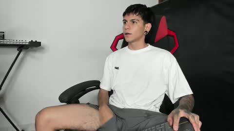 Austin online show from December 2025 08:14:01 PM