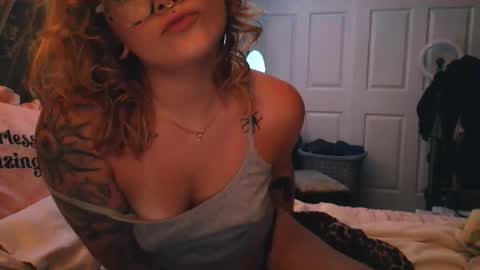 Snapshot of autierains chatting on May 2026 02:42:01 AM Autie 3 online show from May 2026 02:42:01 AM