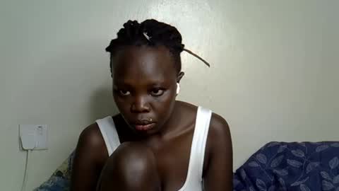 Snapshot of autumnbeagle chatting on October 2025 09:49:01 AM autumnbeagle online show from October 2025 09:49:01 AM