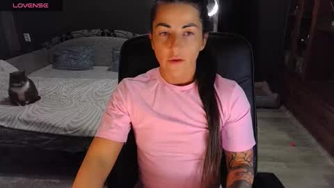 Snapshot of ava__doll chatting on November 2025 06:19:02 PM Ava online show from November 2025 06:19:02 PM