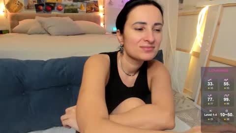 Ava online show from November 2025 03:13:02 PM