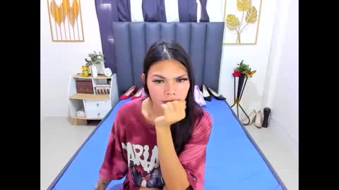 Snapshot of ava_gonz chatting on May 2026 02:41:02 AM ava gonz online show from May 2026 02:41:02 AM
