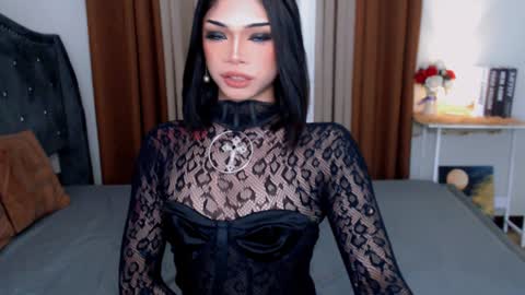 Ava online show from December 2024 03:39:01 PM