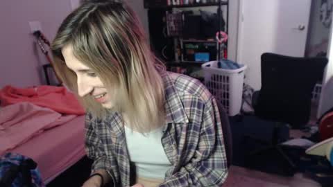 Ava online show from February 2026 11:53:01 PM