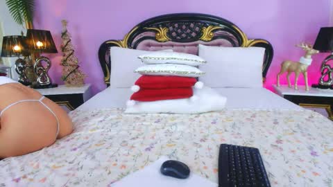 Pamela online show from November 2025 05:29:02 AM