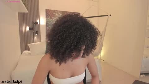 Avalon online show from September 2025 07:50:02 PM