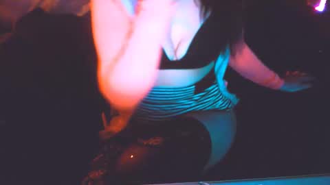 avamae online show from February 2025 08:57:01 AM