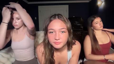 avaowenss online show from September 2025 07:37:01 PM