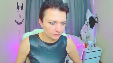 avasaturnian online show from November 2025 07:42:01 AM