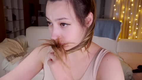 Snapshot of aveksmr chatting on January 2025 09:13:01 PM Kate online show from January 2025 09:13:01 PM