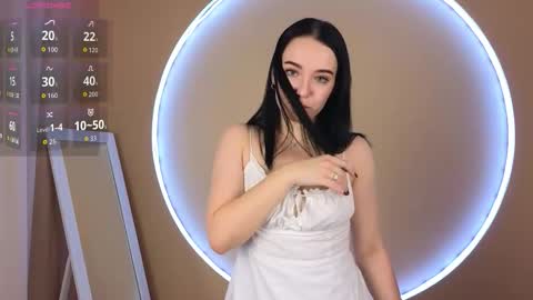 Snapshot of avelyne_ chatting on October 2025 02:26:01 PM Avelyne online show from October 2025 02:26:01 PM