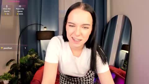 Snapshot of avelyne_ chatting on October 2025 02:07:01 PM Avelyne online show from October 2025 02:07:01 PM