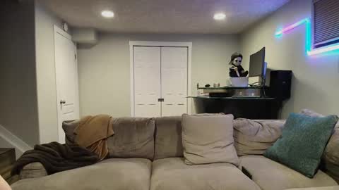 averageandsum online show from October 2025 03:23:02 AM