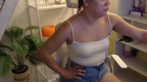 Rhian online show from July 2026 06:47:02 AM