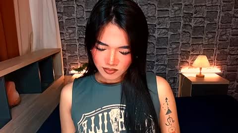 Avery online show from December 2024 05:37:01 AM