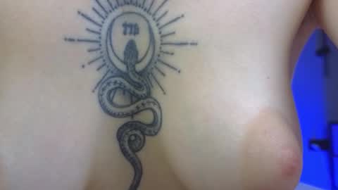 avgustina_love online show from November 2025 09:00:02 AM