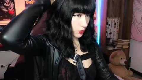 Snapshot of avi_frost chatting on February 2025 11:14:02 AM Saraaaa independent model 3 online show from February 2025 11:14:02 AM
