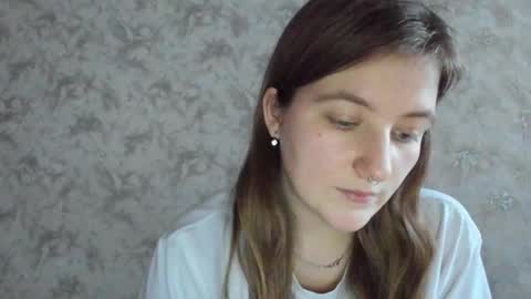 avorylas online show from November 2025 08:15:01 AM