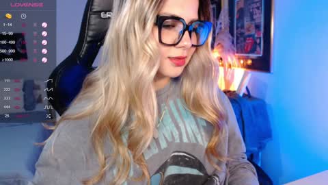 Avrill Morgan online show from January 2025 06:43:01 PM