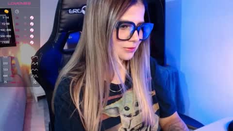 Avrill Morgan online show from October 2025 03:56:02 PM