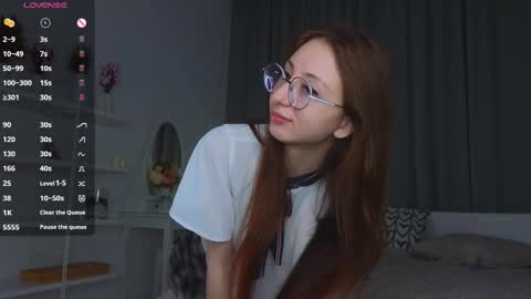 Avril online show from September 2025 10:13:01 PM