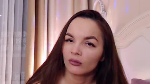 Avrora Inst online show from January 2025 07:18:02 PM