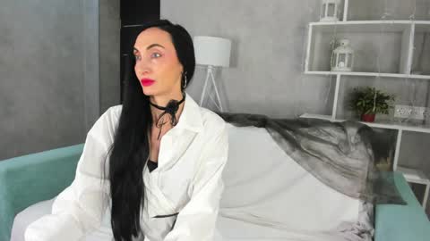 Avrora online show from April 2026 09:16:01 AM