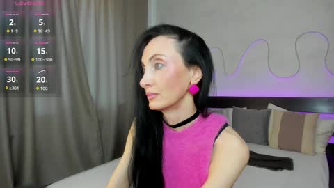 Snapshot of avrora_mars chatting on June 2026 09:14:01 AM Avrora online show from June 2026 09:14:01 AM