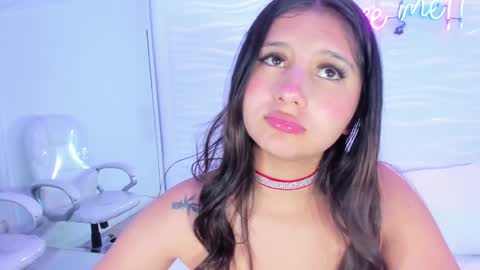 Avy  online show from December 2024 04:29:02 PM