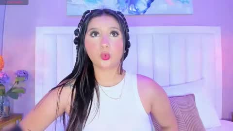 Avy  online show from February 2025 11:32:02 AM