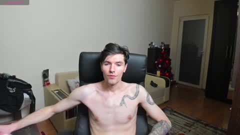 Snapshot of awesome_justin chatting on December 2024 12:44:01 PM Justin online show from December 2024 12:44:01 PM