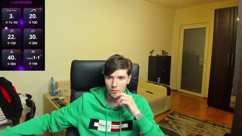 Snapshot of awesome_justin chatting on January 2025 12:09:01 AM Justin online show from January 2025 12:09:01 AM