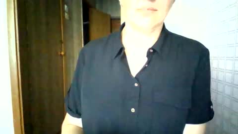 awesomeladyy online show from June 2026 07:35:01 AM